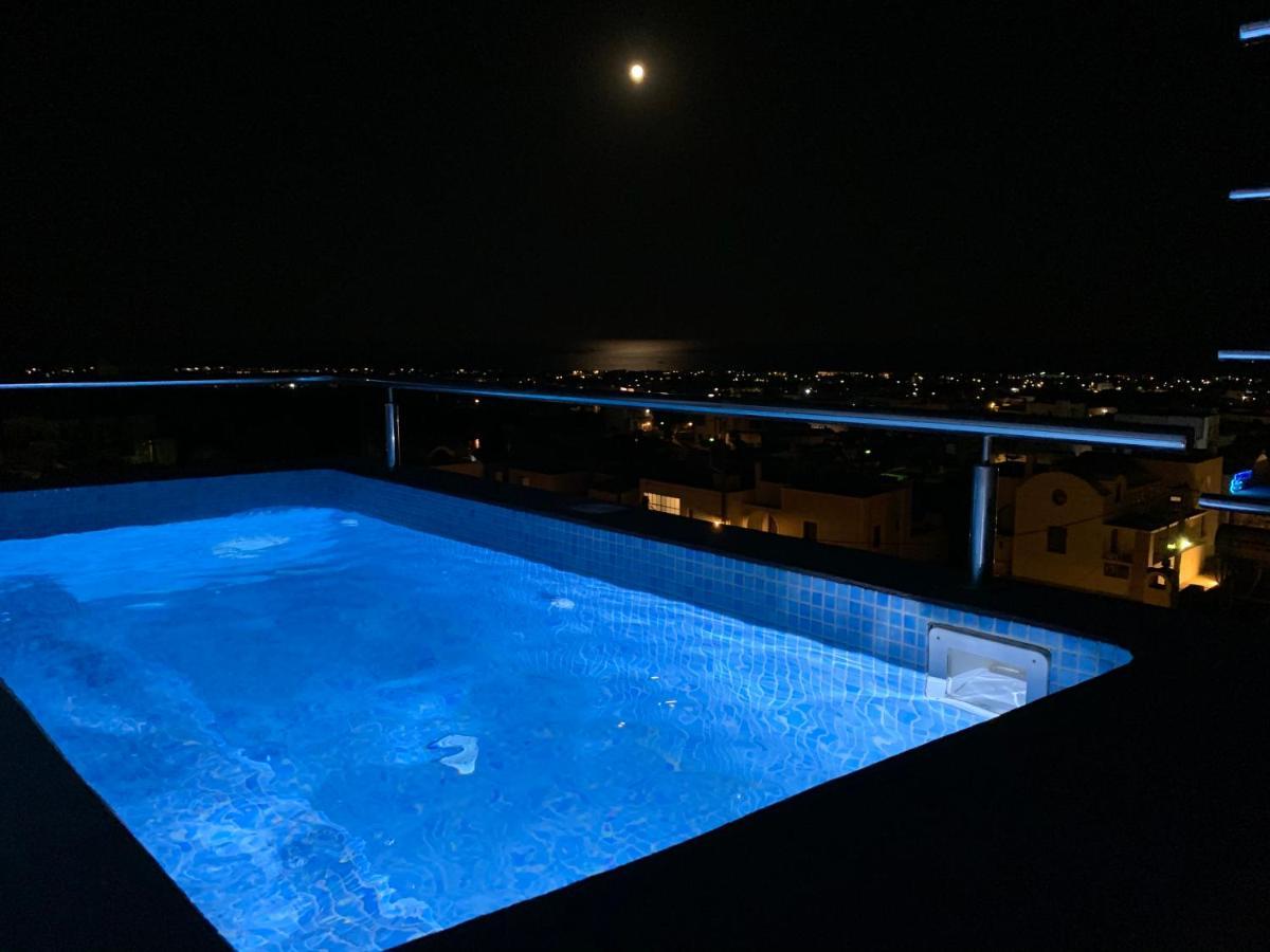 Emporio Lux House With Outdoor Jacuzzi And Sea View In Santorini公寓 外观 照片
